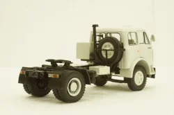 Маз-5428 тягач 1977г, серый, Н700, Наш Автопром 1:43