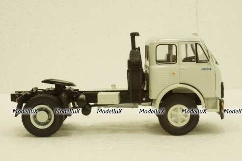 Маз-5428 тягач 1977г, серый, Н700, Наш Автопром 1:43