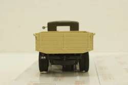 Газ-ММ бортовой 1946 бежевый, Н253 Наш Автопром 1:43