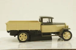 Газ-ММ бортовой 1946 бежевый, Н253 Наш Автопром 1:43