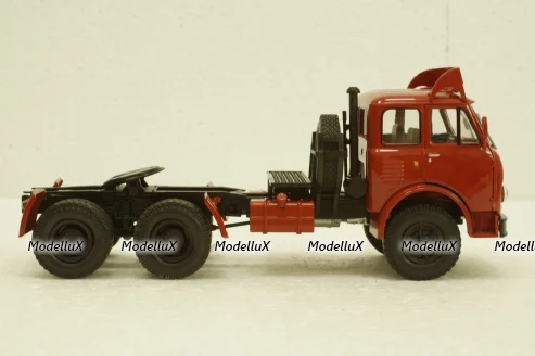 Маз-515А тягач 1974г Автопробег, красный Н701, Наш Автопром 1:43