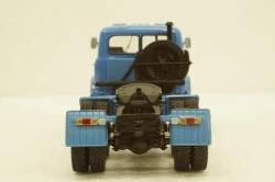 Маз-515А тягач 1974г, синий Н701, Наш Автопром 1:43