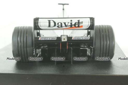 McLaren Mercedes MP4/15 Formula 1 Coulthard 2000, Minichamps 1:18