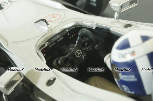McLaren Mercedes MP4/15 Formula 1 Coulthard 2000, Minichamps 1:18