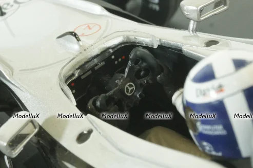 McLaren Mercedes MP4/15 Formula 1 Coulthard 2000, Minichamps 1:18