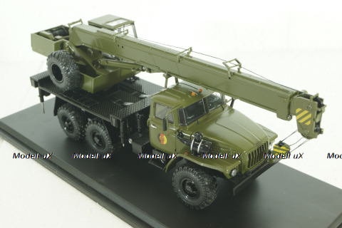 КС-3574 (Урал-4320) автокран, хаки, PLC47046, Premium Classixxs 1:43