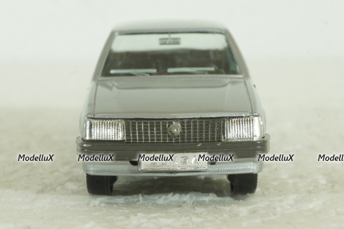 Opel Corsa, silver, Gama 1:43
