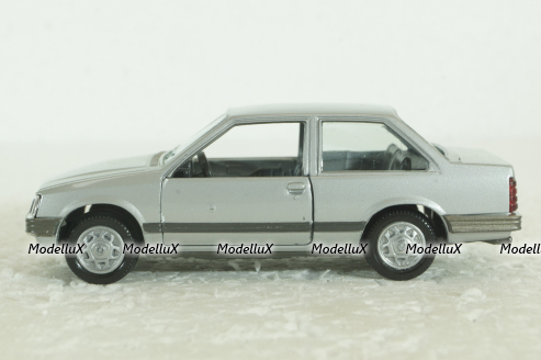 Opel Corsa, silver, Gama 1:43