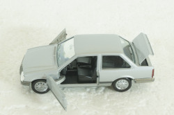 Opel Corsa, silver, Gama 1:43