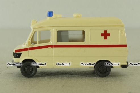 Mercedes 310D Ambulance KTW Rotes Kreuz 1981, 27800, Wiking 1:87