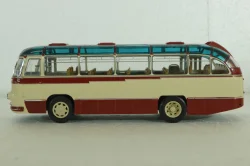 Лаз-695Б городской, беж/красн, Ultra Models 1:43