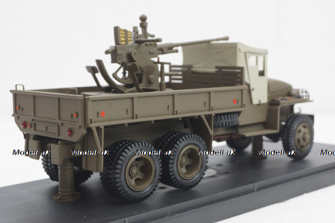 Studebaker US 6 с 37мм зениткой, тентованная кабина, Miniclassic 1:43