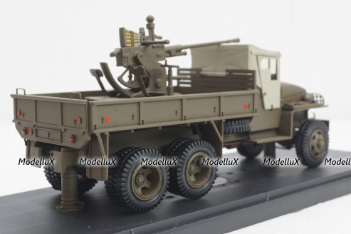 Studebaker US 6 с 37мм зениткой, тентованная кабина, Miniclassic 1:43
