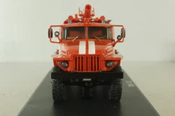 АЦ-40(375Н)Ц1А ПЧ 9 модели ПМ-102А пожарная автоцистерна на шасси Урал-375Д с бел. полосами, SSM1231, SSM 1:43