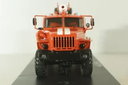 АЦ-7,5-40 пожарная автоцистерна на шасси Урал-4320 с бел. Полосами 1980, SSM1228, SSM 1:43