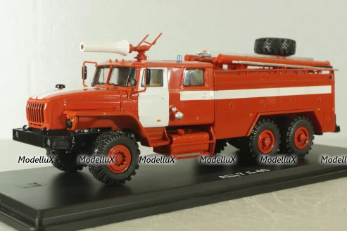 АЦ-7,5-40 пожарная автоцистерна на шасси Урал-4320 с бел. Полосами 1980, SSM1228, SSM 1:43