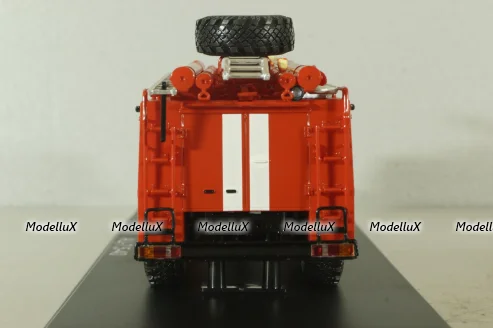 АЦ-7,5-40 пожарная автоцистерна на шасси Урал-4320 с бел. Полосами 1980, SSM1228, SSM 1:43