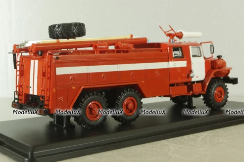 АЦ-7,5-40 пожарная автоцистерна на шасси Урал-4320 с бел. Полосами 1980, SSM1228, SSM 1:43