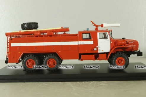 АЦ-7,5-40 пожарная автоцистерна на шасси Урал-4320 с бел. Полосами 1980, SSM1228, SSM 1:43