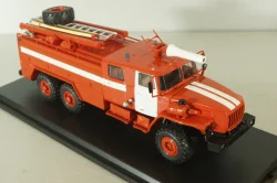 АЦ-7,5-40 пожарная автоцистерна на шасси Урал-4320 с бел. Полосами 1980, SSM1228, SSM 1:43