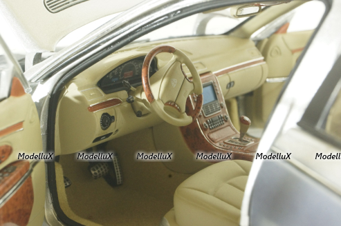 Maybach 62 Lwb 2005 Silver/Blue, 76163, AutoArt 1:18