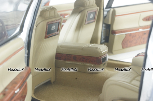 Maybach 62 Lwb 2005 Silver/Blue, 76163, AutoArt 1:18