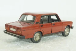 Ваз-2105, сентябрь 87г.,  Тантал/Радон 1:43