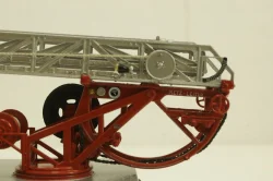 Mercedes L 319 "Feuerwehr" mit  Drehleiter DL 18, 02807, Schuco 1:43