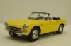 Honda S800 With Removable Soft Top, yellow, T9-1800191, Triple9 1:18