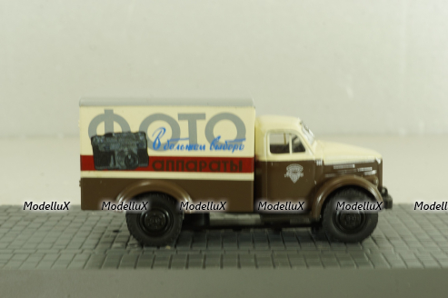 КИ-51 фургон Фото, на шасси Газ-51  коричневый/бежевый, АА162, Direkt Collections 1:72