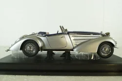 Horch 855 Roadster 1939 silver/blue, SunStar1:18 Уценка!