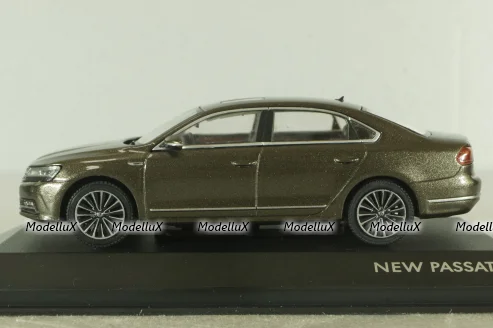 Volkswagen Passat (B7) 2011, brown, dealer edition 1:43