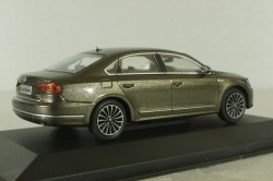 Volkswagen Passat (B7) 2011, brown, dealer edition 1:43