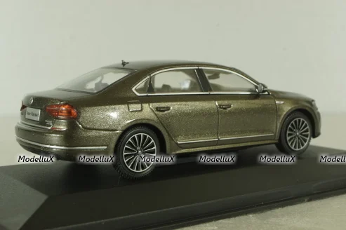 Volkswagen Passat (B7) 2011, brown, dealer edition 1:43