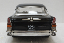 Газ-13 Чайка 1959 black, T9-1800250, Triple9 1:18