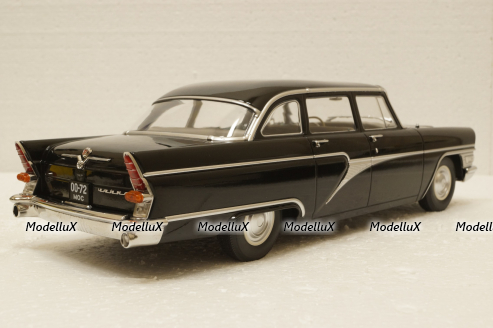 Газ-13 Чайка 1959 black, T9-1800250, Triple9 1:18