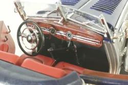 Horch 855 Roadster 1939 silver/blue, SunStar1:18 Уценка!
