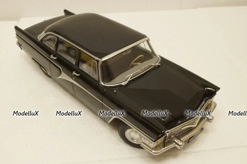 Газ-13 Чайка 1959 black, T9-1800250, Triple9 1:18
