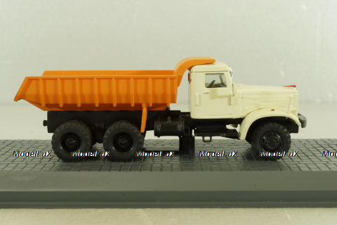 Краз-256Б самосвал, бежевый/оранжевый, АА638, Direkt Collections 1:72