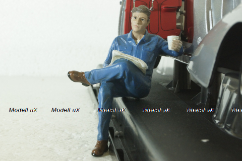 Фигурка Механик с кофе, American Diorama 1:18