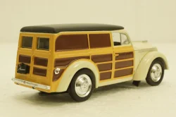 Москвич 400-420 фургон, (запакованный) Автолегенды СССР №76, 1:43