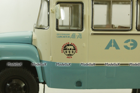 Кавз-685М, 1985г., автобус Аэрофлот, 168507, Dip Models 1:43