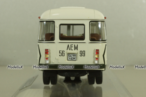 Кавз-685М, автобус 1985г., бело-зеленый, 168506, Dip Models 1:43