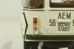 Кавз-685М, автобус 1985г., бело-зеленый, 168506, Dip Models 1:43