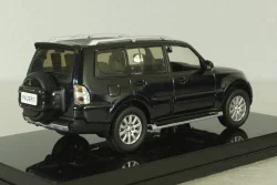 Mitsubishi Pajero 4 2006, dark blue, Sun Star 1:43 Уценка 3!