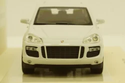Porsche Cayenne turbo 2007 White 436066270, Minichamps 1:43