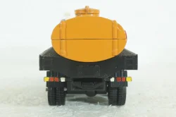 Камаз-53212, молоковоз №2, Арек  1:43