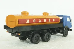 Камаз-53212, молоковоз №2, Арек  1:43