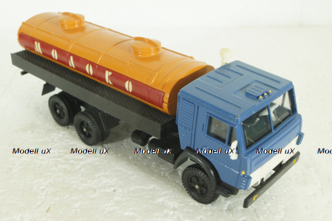 Камаз-53212, молоковоз №2, Арек  1:43