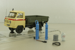 Уаз-450Д, Аварийная «ГорГаз» Душанбе, Таджикистан - 1963 г., с аксесcуарами 145004, DiP Models 1:43